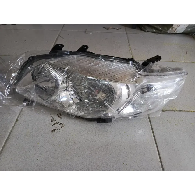 Faro Toyota Corolla 2009/2011