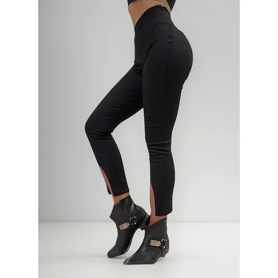 Pantalon Con Detalle De Tajo En El Tobillo Varios Colores