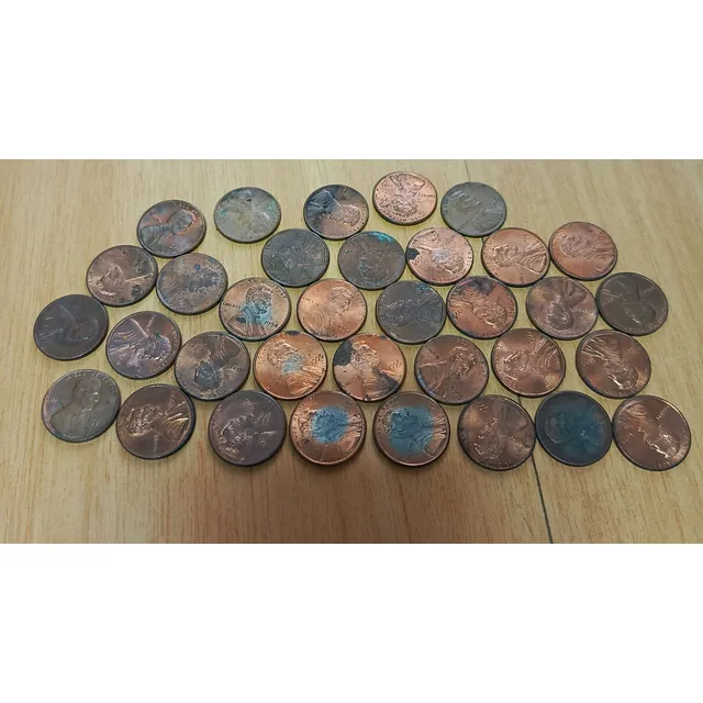 Monedas De 1 Y 5 Centavos De Dólar 1965