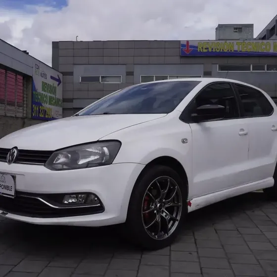 Volkswagen Polo 2016 1.6 Highline