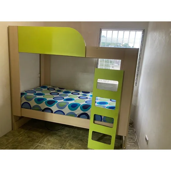 Litera, De Centro Mueble En Color Verde Como Nueva