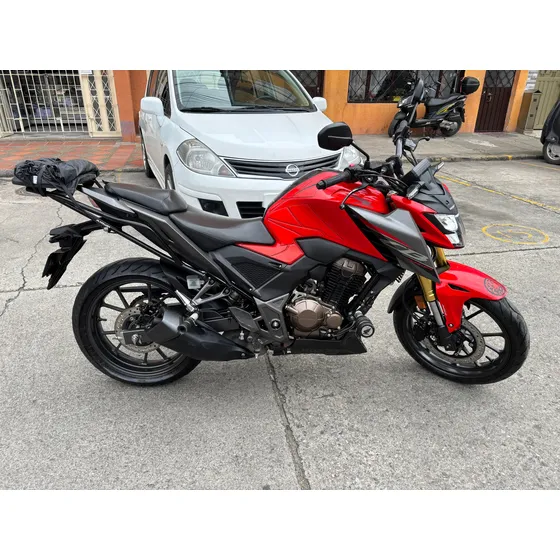 - Honda Cb300f  - 10300 Km  - Matriculada 2024 - Soat Pago H