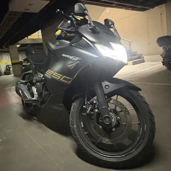 Suzuki 250sf