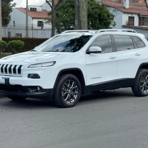 Jeep Cherokee 2015 3.2 Longitude Plus