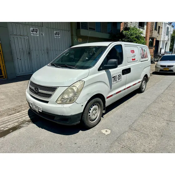Hyundai Starex 2.5 H1 Panel