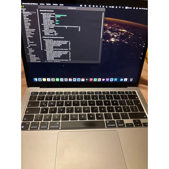 Macbook Air M1 2020 8gb 256gb Como Nueva + Cable Nuevo + Caj Gris