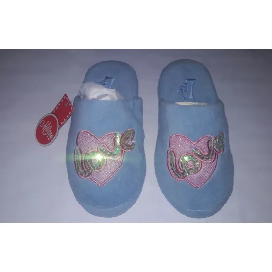 Pantuflas Peluche Love Nuevas Por5$