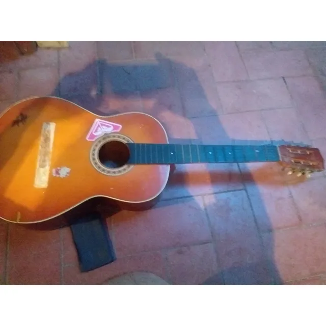 Guitarra Acústica Usada Para Reparar