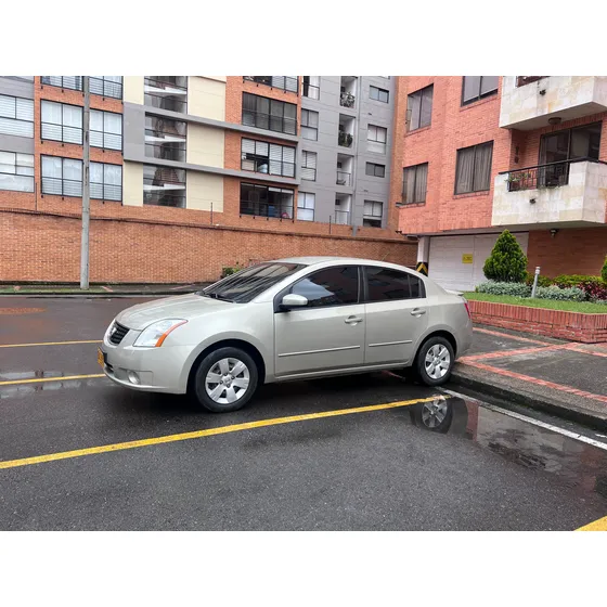 Nissan Sentra 2.0 E