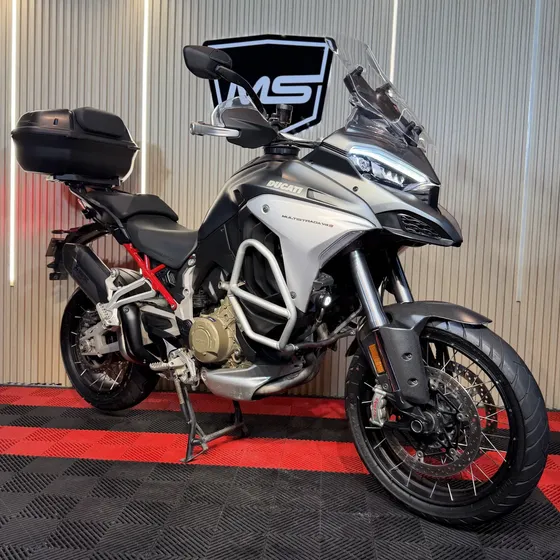 Ducati Multistrada V4s