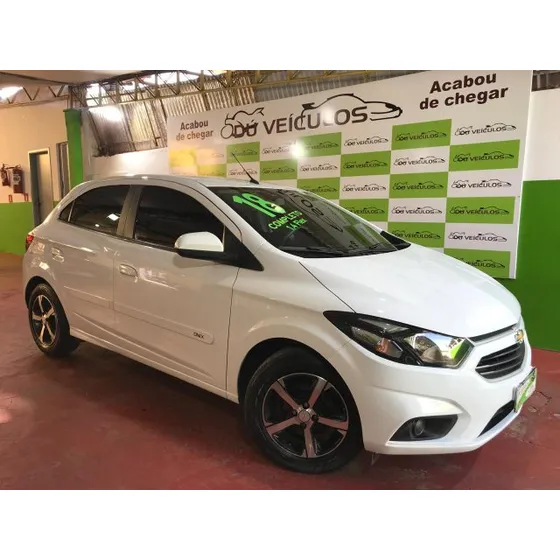 Chevrolet Onix Onix 1.4 Mpfi Lt 8v Flex 4p Manual