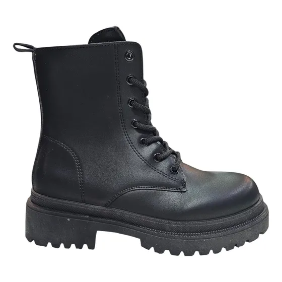 Botas Borcegos En Color Negro - Estilo Y Comodidad