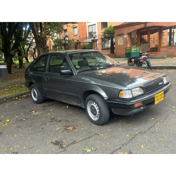Mazda 323 1.3 Hs