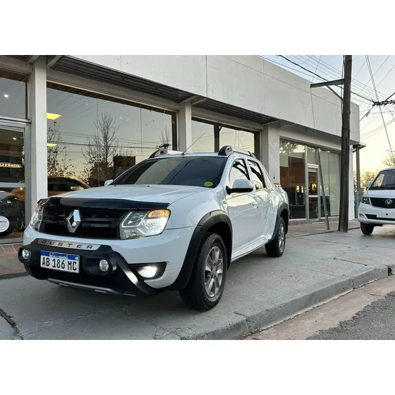Renault Duster Oroch 2.0 Outsider Plus