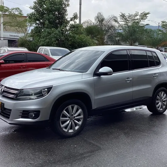Volkswagen Tiguan 2015 Trend & Fun