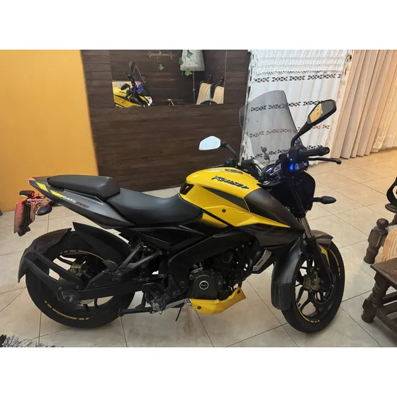 Único Detalle Tiene Una Raya En El Tanque, Anda De 10