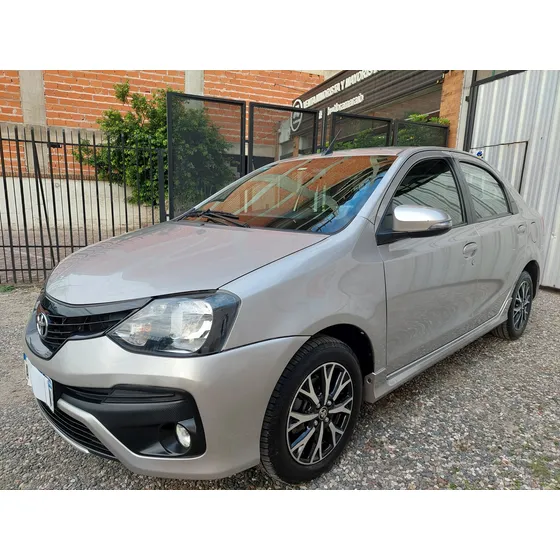 Toyota Etios 1.5 Sedan Xls