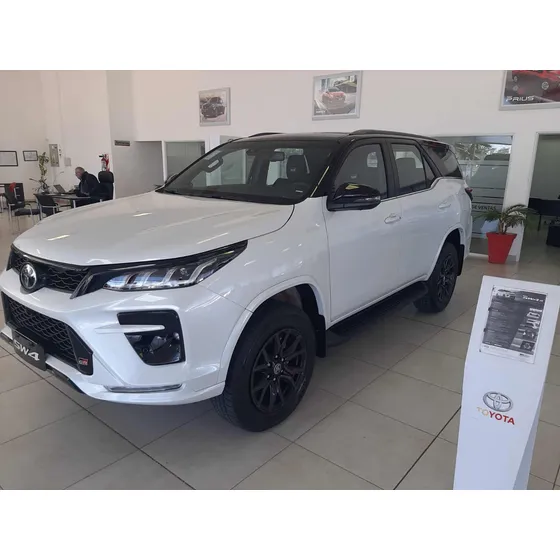 Toyota Hilux Sw4 Grs