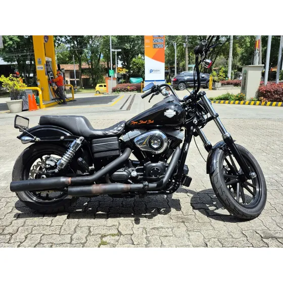 Harley Davidson Dyna Street Bob 1.600 2009