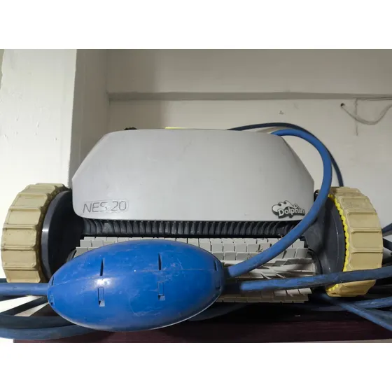 Robot Limpia Alberca Dolphin Maytronics Nes 20