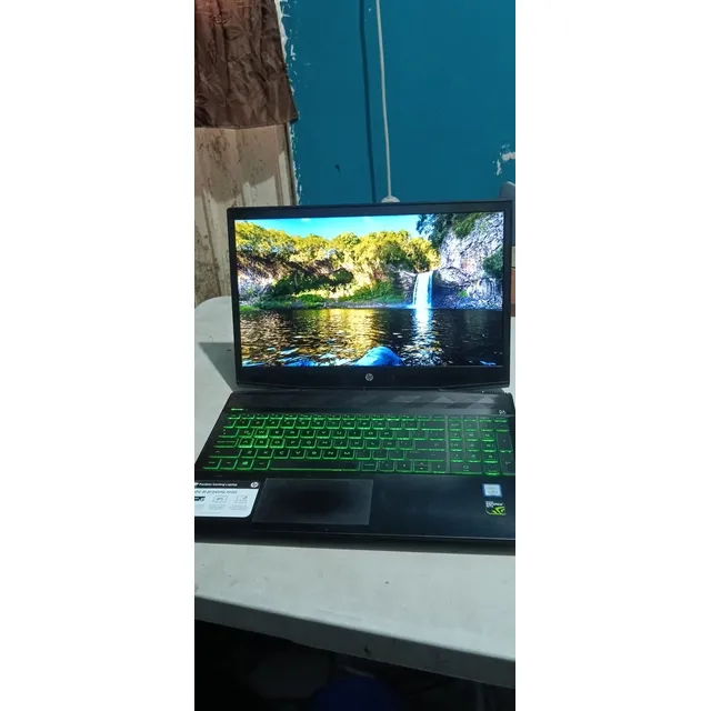Laptop Hp Pavilion Gaming 15-dk1042la Corei5- 8ram- 512gb