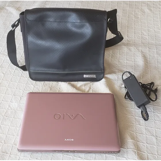 Laptop Sony Vaio Modelo Pcg-5j2l Perfecto Estado