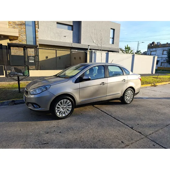 Fiat Grand Siena 1.6 Essence 115cv