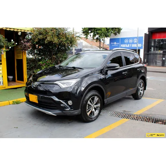 Toyota Rav4 2.0 Street