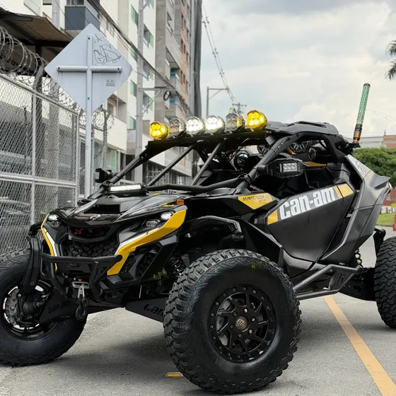 ¡ Can-am Maverick R Xrs 2024 Full Extras !