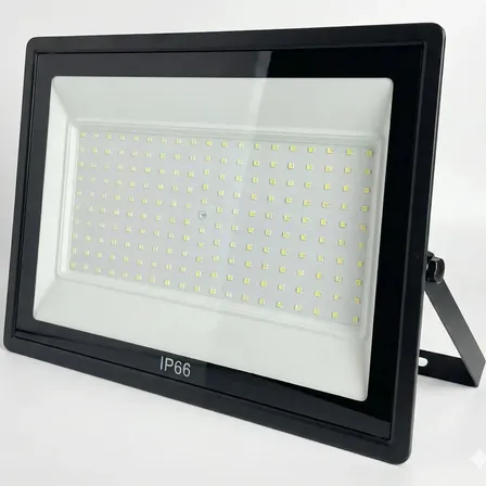 Refletor Led Grande 500w 6500k Quadras E Campos De Futebol