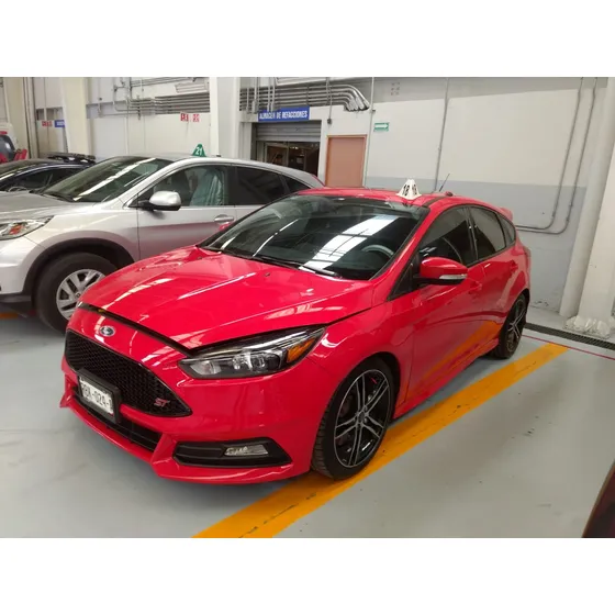 Ford Focus 2.0 St Mt