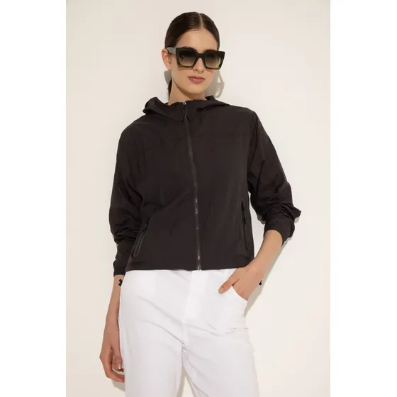 Campera Ultralight Deportiva C/capucha Negra Mujer Portsaid