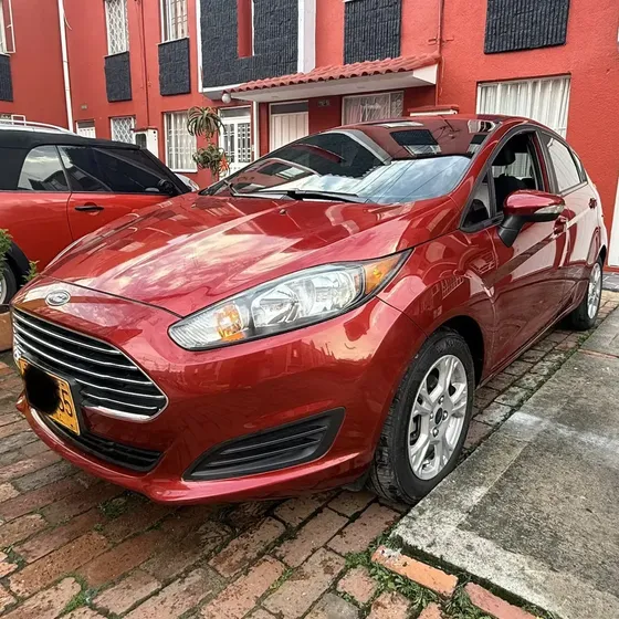 Ford Fiesta 2015 1.6 Hatchback Se