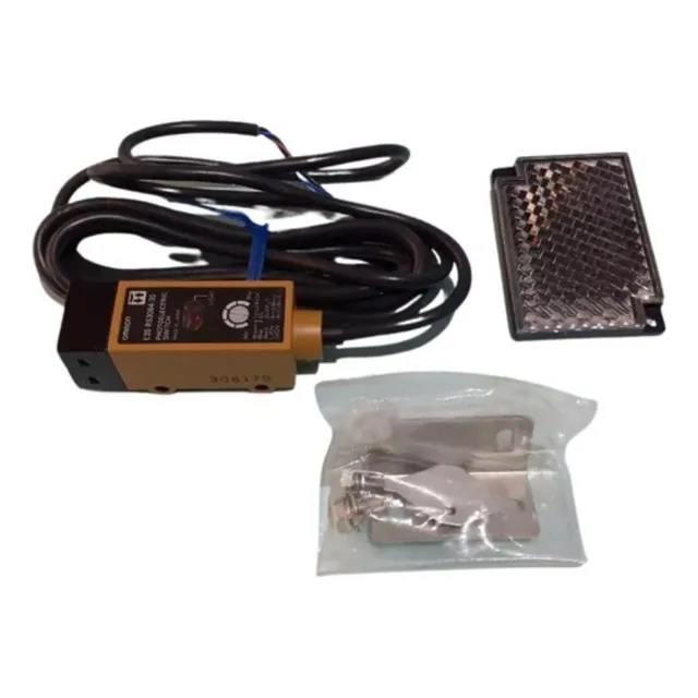 Omron Sensor Fotoeléctrico Reflectivo E3s-rs30b4-30 - 2mts.