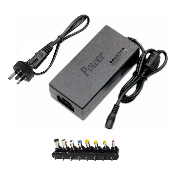 Cargador Universal Notebook Laptop LIBERCAM CUN-12 8 Puntas Intercambiables 12/24v 70w Color Negro
