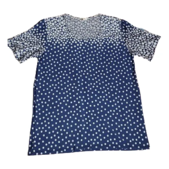 Remera Manga Corta Con Lunares Mujer