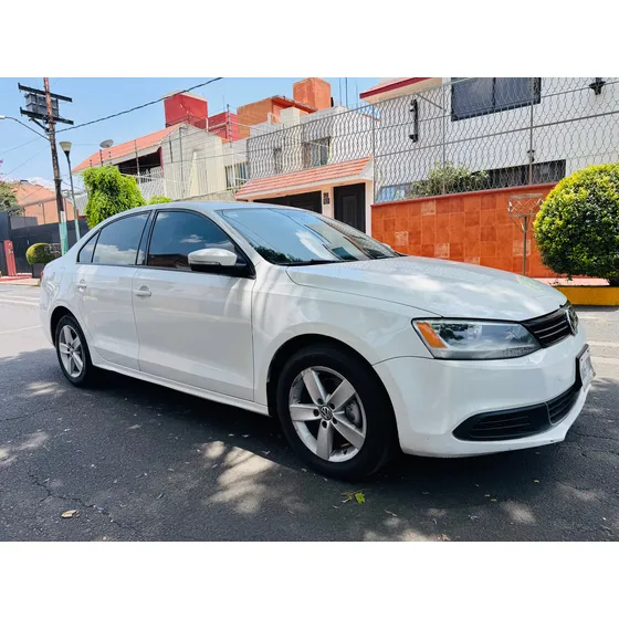 Volkswagen Jetta 2.5 Style Tiptronic At