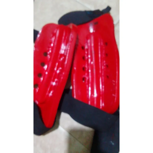 Botas Y Espinilleras Macho