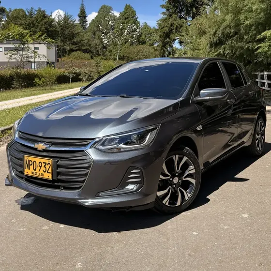 Chevrolet Onix 2025 1.0t Premier Hatch At