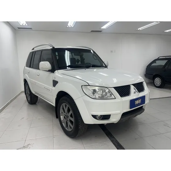 Mitsubishi Pajero Tr4 2.0 4x2 16v 140cv Flex 4p Automático