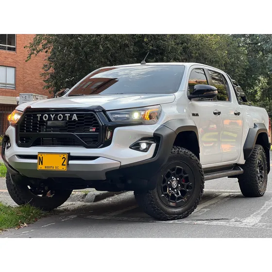 Toyota Hilux 2.8 Gr-s