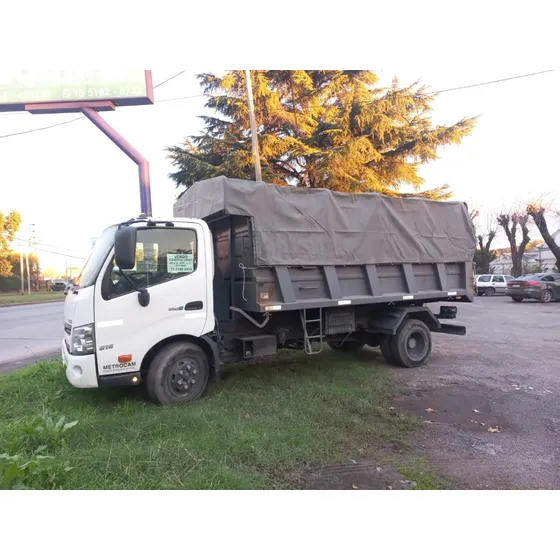 Hino 300 8 16