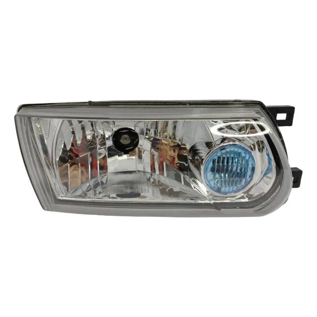 Farola Nissan Sentra B13 2000 Hasta 2005 Tyc