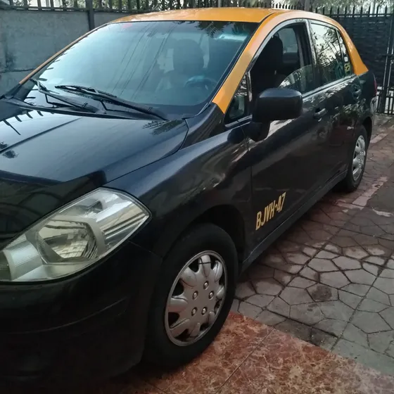 Nissan Tiida 2011