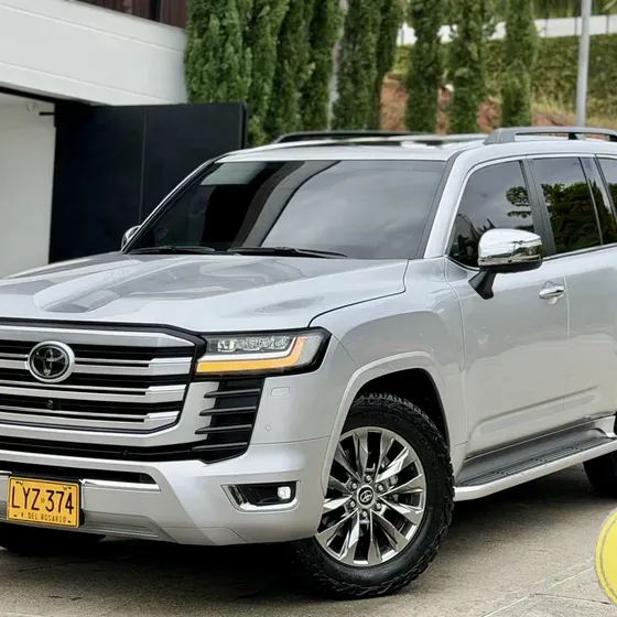Toyota Land Cruiser 300 2023 Lc300 Zx Blindaje 2 Plus 2023