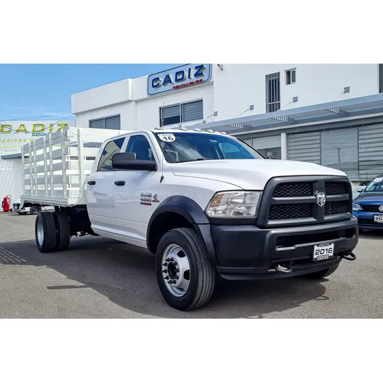 Dodge Ram 4500 6.7 At