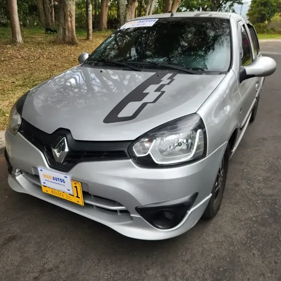 Renault Clio Style 2016 1.2 Night & Day