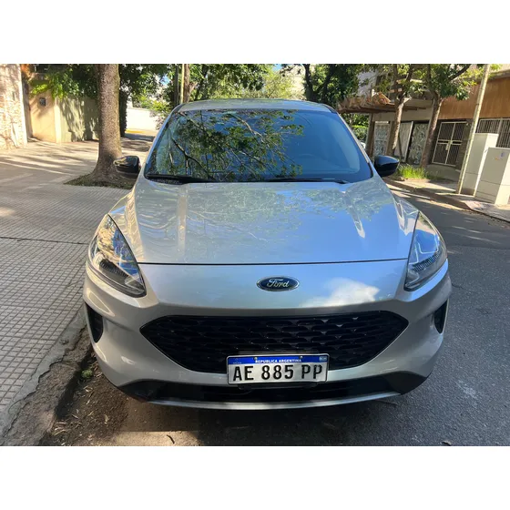Ford Kuga Hybrida