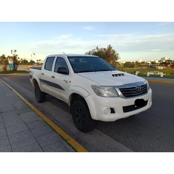 Toyota Hilux Pick-up 2.5 Cd Dx Pack 120cv 4x4 - C3