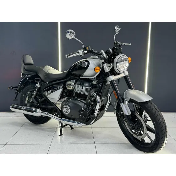 Royal Enfield Súper Meteor 650 Interstellar Grey 2026